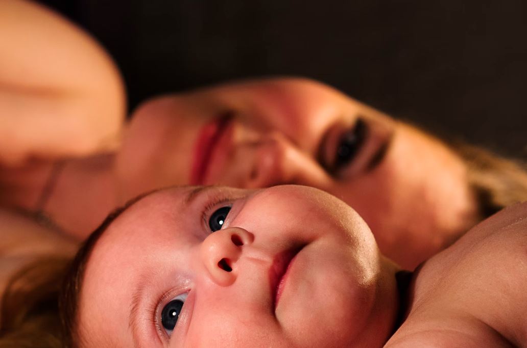 아기 말걸어주고 칭찬해주는 방법 알아보겠습니다