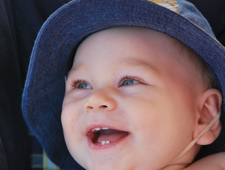 아기 잇몸 가려움증 원인 대처 방법 알아보겠습니다