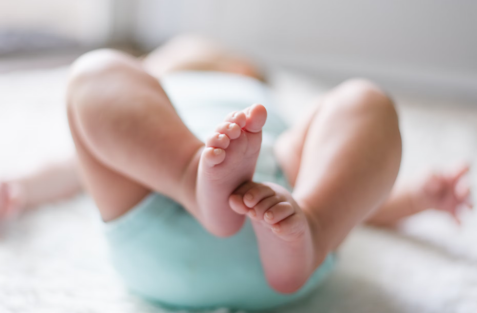 아기 배밀이 시기와 기는 시기 알아보겠습니다