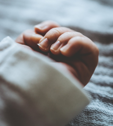 아기 손톱 잘깍는 방법 알아보겠습니다